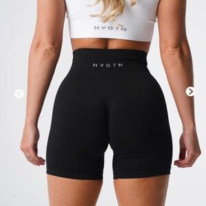 NVGTN solid seamless shorts size small